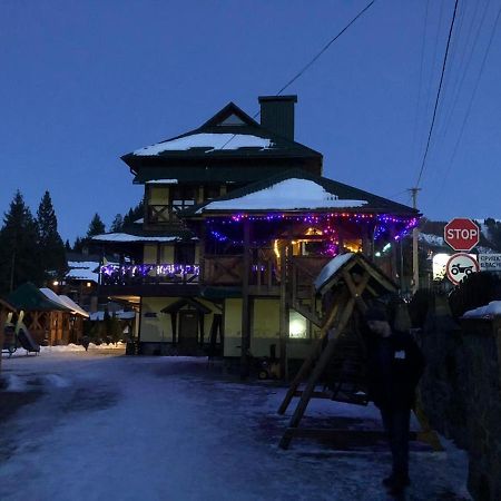 ホテル Podolyanka スラブスク エクステリア 写真